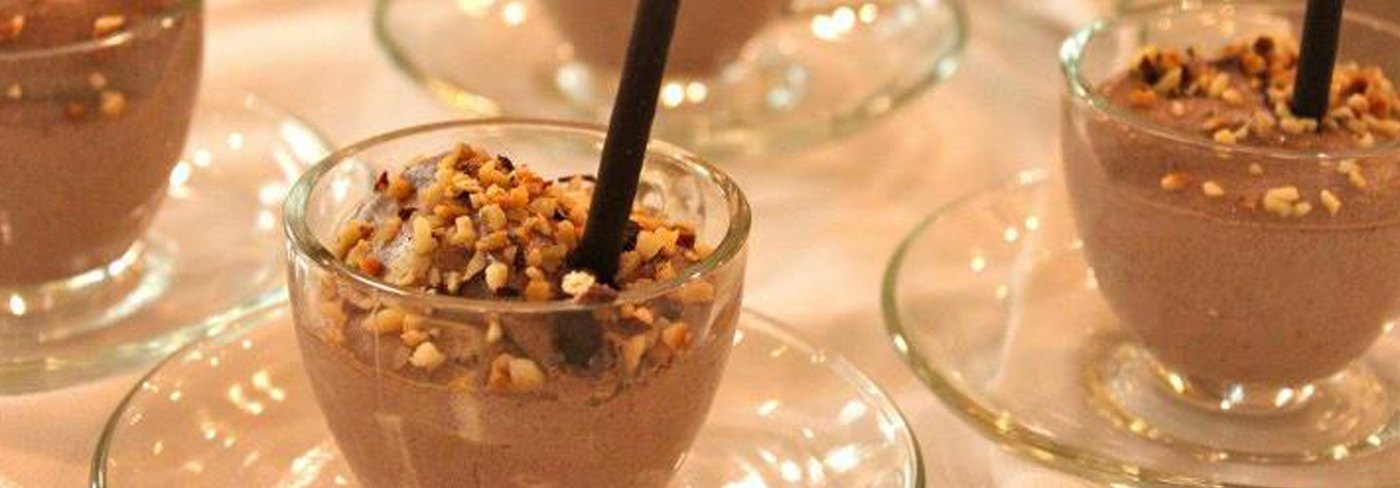 Chocolate desserts served in glasses